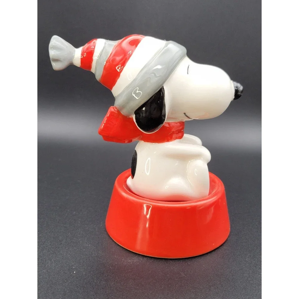 Hallmark Snoopy Salt & Pepper Shaker Set Christmas 2013 Peanuts Winter Dog Bowl